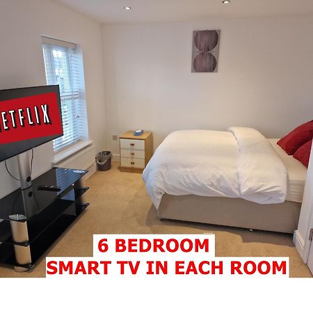 Nightrest Homes 6 Bedroom House- Smart Tv In Each Room - Parking - Wifi Milton Keynes Exteriör bild